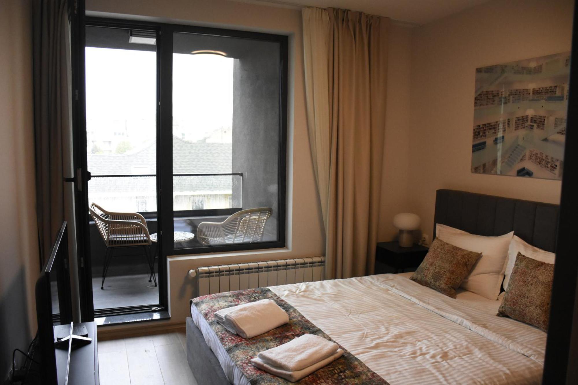 Vienna A Lovely Two Bedrooms Apartment With Parking 索菲亞 外观 照片